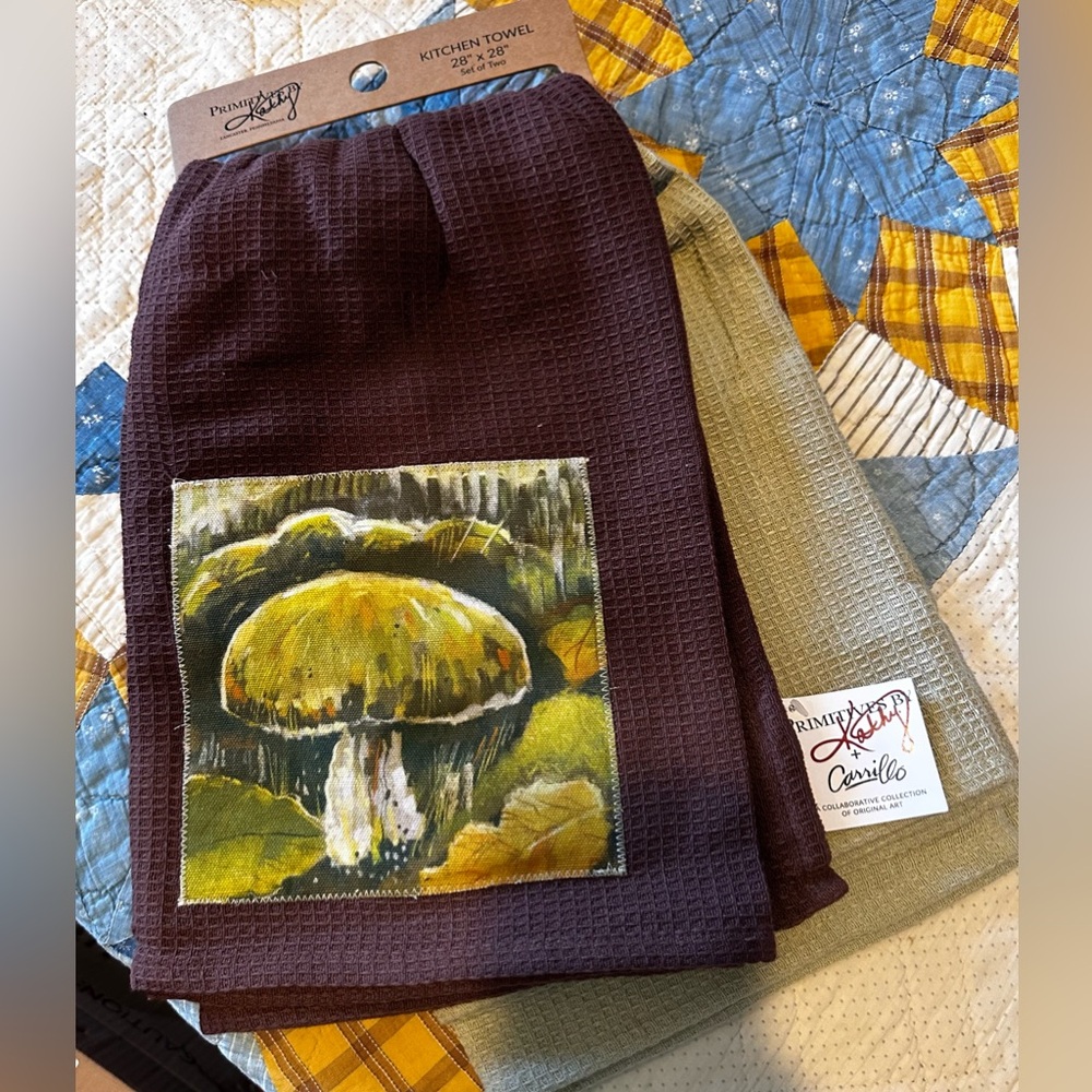 Primitives by Kathy Mushroom Kitchen Towel Set